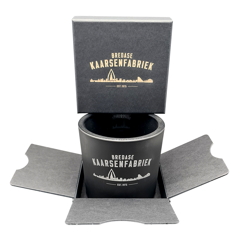 Kaarspot met luxe verpakkingM